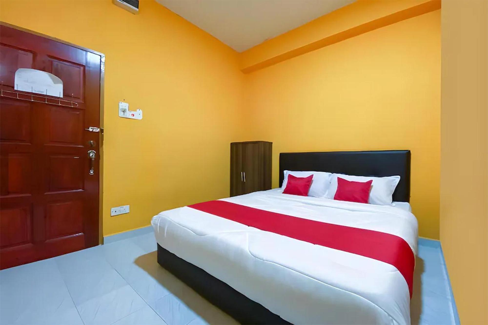 Coop Hotel Kangar Exterior foto