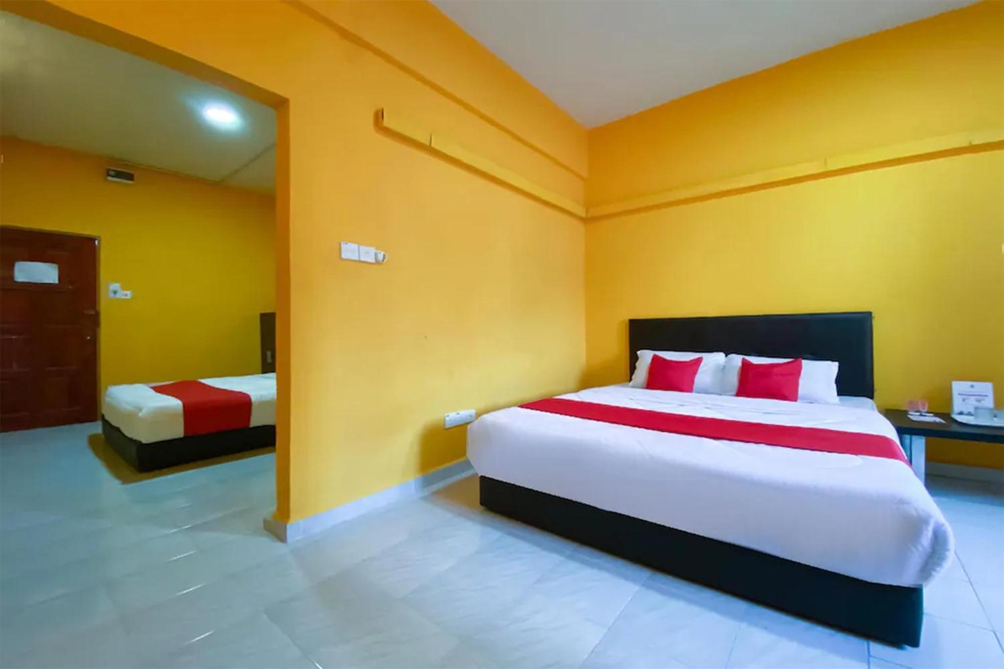 Coop Hotel Kangar Exterior foto